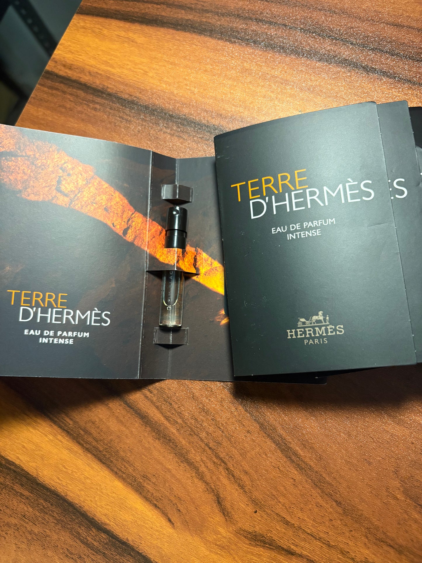 HERMES—- TERRE D HERMES EDP INTENSE (1.5ml) VIALS